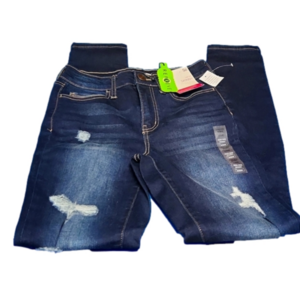 ♡SO skinny distressed jeans NWT sz. 3/26